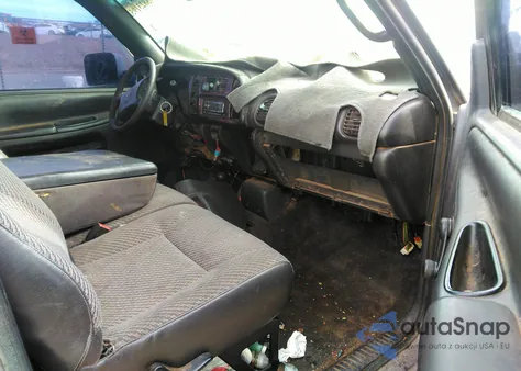 2001 Dodge Ram 1500 St из США, поврежденный, VIN 1B7HF16Y61S782802